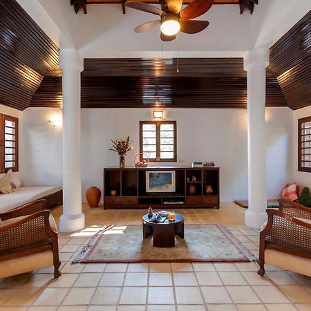 Baan Khunying - Secluded Phuket Beachfront Villa Rawai Εξωτερικό φωτογραφία