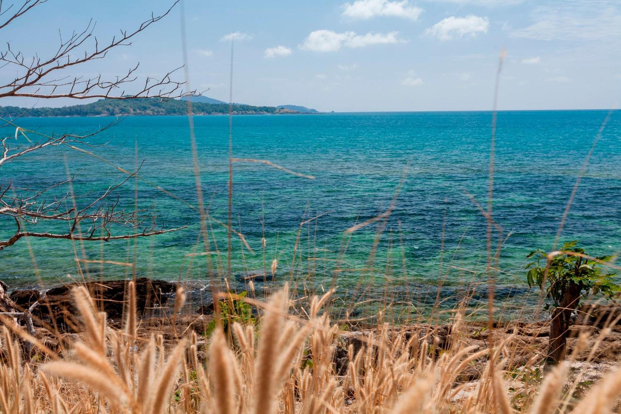 Baan Khunying - Secluded Phuket Beachfront Villa Rawai Εξωτερικό φωτογραφία