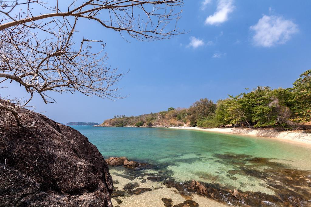 Baan Khunying - Secluded Phuket Beachfront Villa Rawai Δωμάτιο φωτογραφία