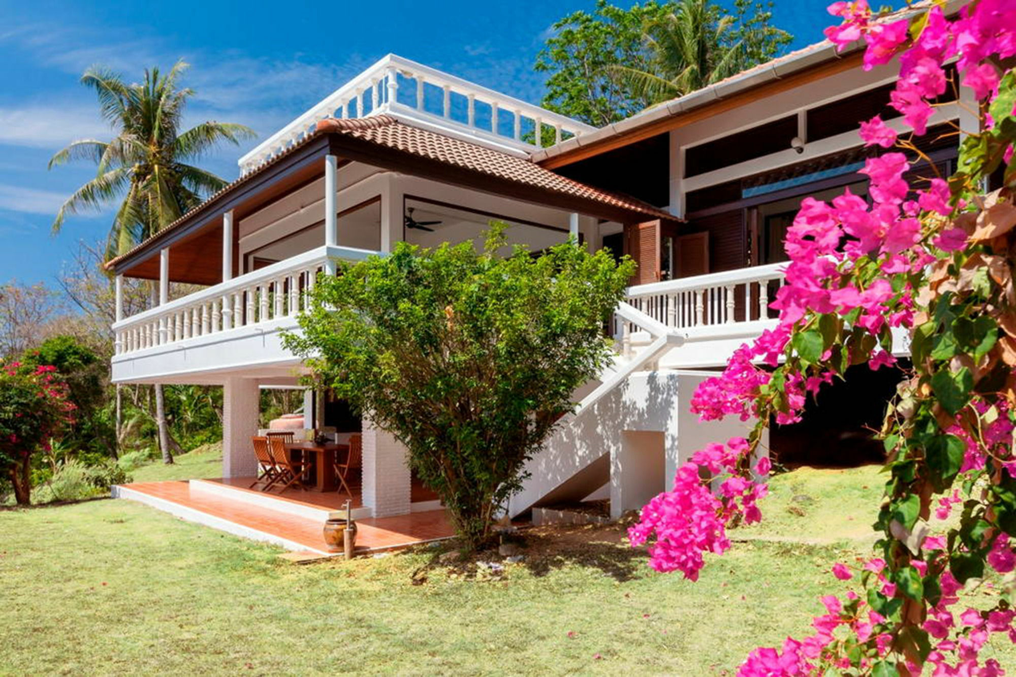 Baan Khunying - Secluded Phuket Beachfront Villa Rawai Εξωτερικό φωτογραφία